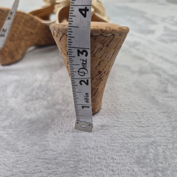 Born Women Cream Leather Flower Cork Wedge Slide Sandals W81838 10 Y2K Safflower - Picture 6 of 11